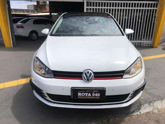 VOLKSWAGEN-GOLF-2014