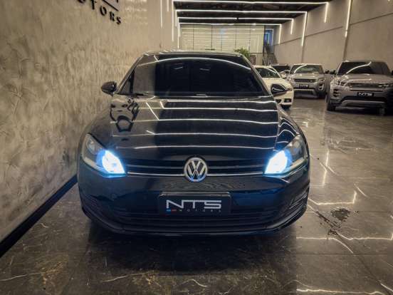 VOLKSWAGEN-GOLF-2014