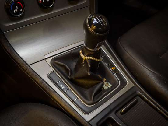 VOLKSWAGEN-GOLF-2014