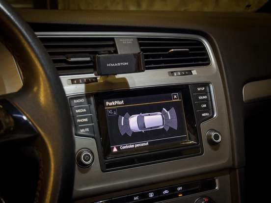 VOLKSWAGEN-GOLF-2014
