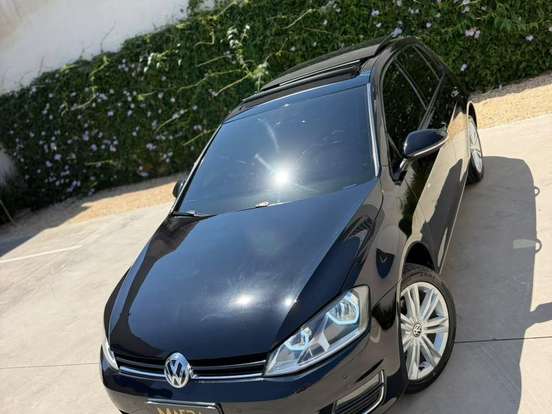 VOLKSWAGEN-GOLF-1.4 TSI HIGHLINE 16V GASOLINA 4P AUTOMÁTICO VOLKSWAGEN-GOLF-2013