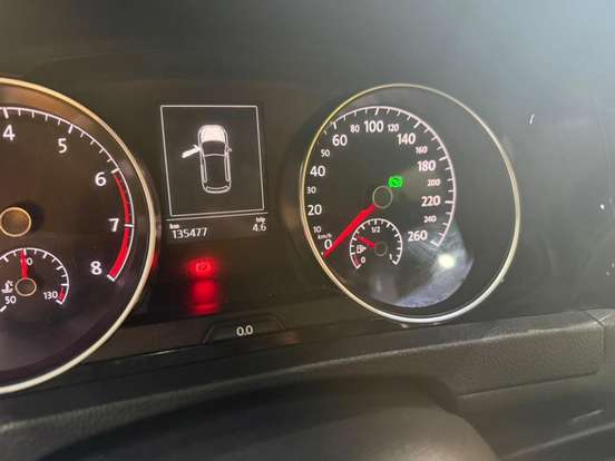 VOLKSWAGEN-GOLF-1.4 TSI HIGHLINE 16V GASOLINA 4P AUTOMÁTICO VOLKSWAGEN-GOLF-2013