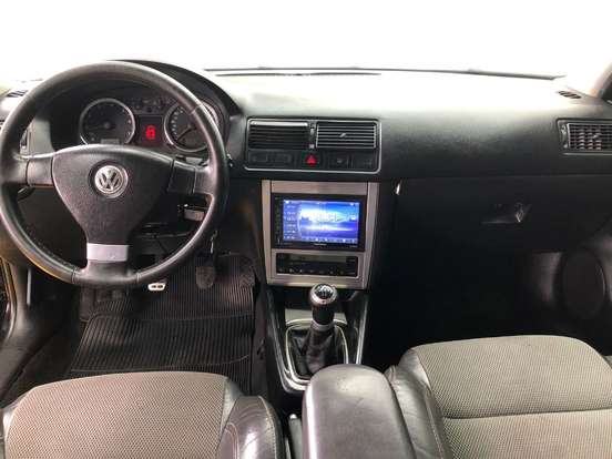 VOLKSWAGEN-GOLF-1.6 MI SPORTLINE 8V FLEX 4P MANUAL VOLKSWAGEN-GOLF-2008