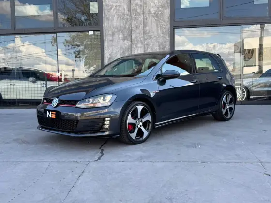 VOLKSWAGEN GOLF 2.0 TSI GTI 16V TURBO GASOLINA 4P AUTOMÁTICO