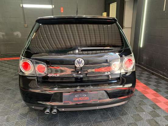 VOLKSWAGEN-GOLF-2012