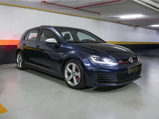 VOLKSWAGEN-GOLF-2017