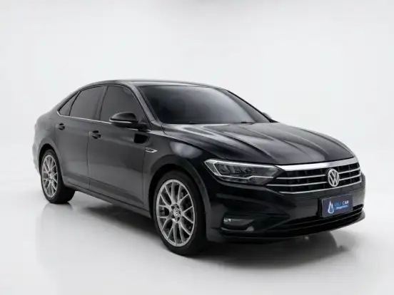 VOLKSWAGEN-JETTA-2018