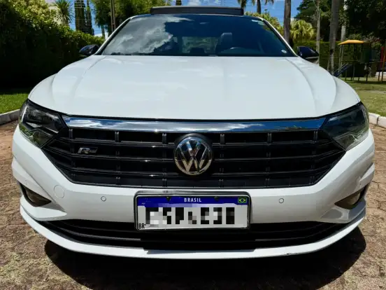VOLKSWAGEN-JETTA-2019
