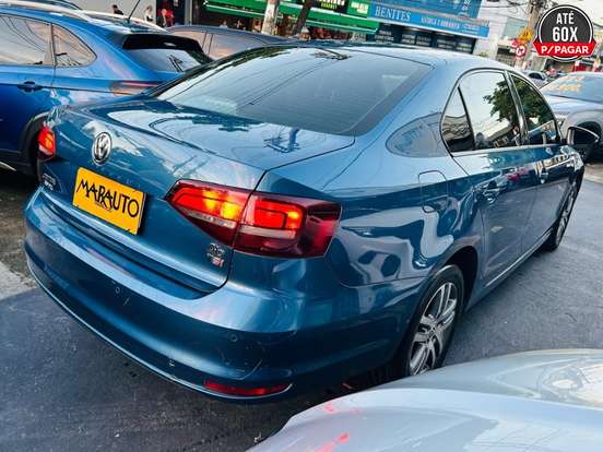 VOLKSWAGEN-JETTA-2017
