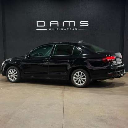VOLKSWAGEN-JETTA-1.4 16V TSI TRENDLINE GASOLINA 4P TIPTRONIC VOLKSWAGEN-JETTA-2016