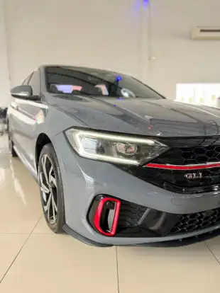 VOLKSWAGEN-JETTA-2023