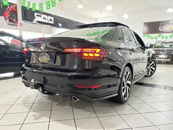 VOLKSWAGEN-JETTA-2019