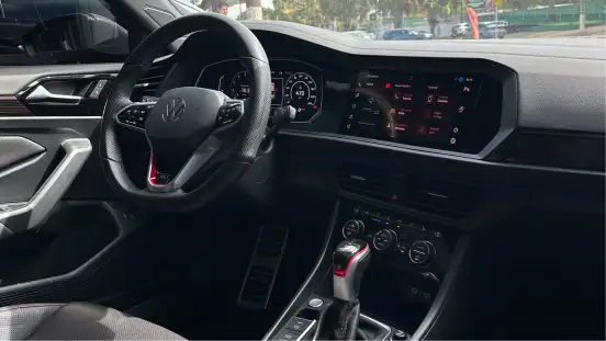 VOLKSWAGEN-JETTA-2024