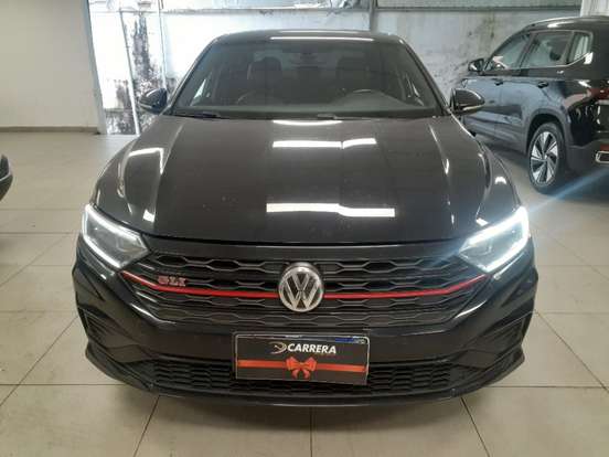 VOLKSWAGEN-JETTA-2019