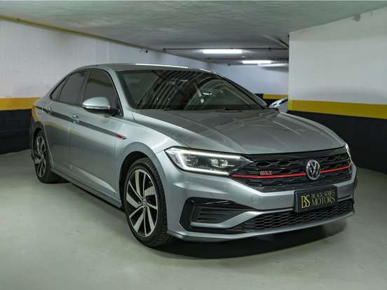 VOLKSWAGEN-JETTA-2021