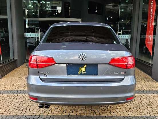 VOLKSWAGEN-JETTA-2016