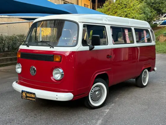 VOLKSWAGEN KOMBI 1.6 MI STD LOTAÇÃO 8V GASOLINA 3P MANUAL
