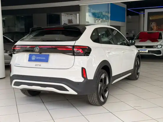 VOLKSWAGEN-NIVUS-1.4 250 TSI TOTAL FLEX GTS AUTOMÁTICO VOLKSWAGEN-NIVUS-2025