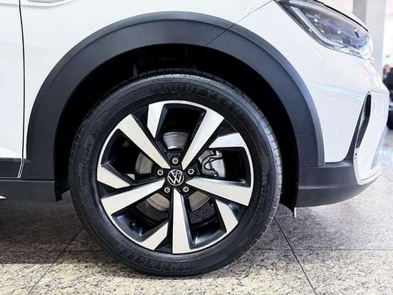 VOLKSWAGEN-NIVUS-1.0 200 TSI TOTAL FLEX COMFORTLINE AUTOMÁTICO VOLKSWAGEN-NIVUS-2023