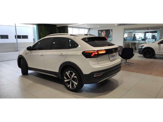 VOLKSWAGEN-NIVUS-1.0 200 TSI TOTAL FLEX HIGHLINE AUTOMÁTICO VOLKSWAGEN-NIVUS-2023