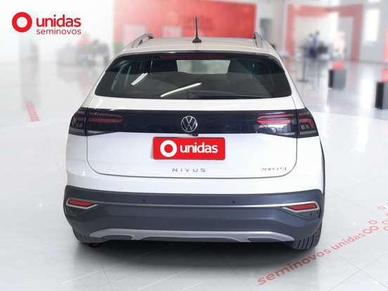 VOLKSWAGEN-NIVUS-1.0 200 TSI TOTAL FLEX HIGHLINE AUTOMÁTICO VOLKSWAGEN-NIVUS-2023