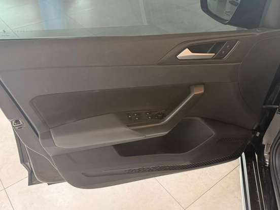 VOLKSWAGEN-NIVUS-1.0 200 TSI TOTAL FLEX HIGHLINE AUTOMÁTICO VOLKSWAGEN-NIVUS-2024