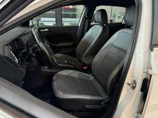 VOLKSWAGEN-NIVUS-1.0 200 TSI TOTAL FLEX HIGHLINE AUTOMÁTICO VOLKSWAGEN-NIVUS-2024