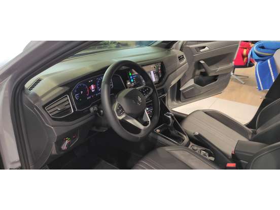 VOLKSWAGEN-NIVUS-1.0 200 TSI TOTAL FLEX HIGHLINE AUTOMÁTICO VOLKSWAGEN-NIVUS-2025