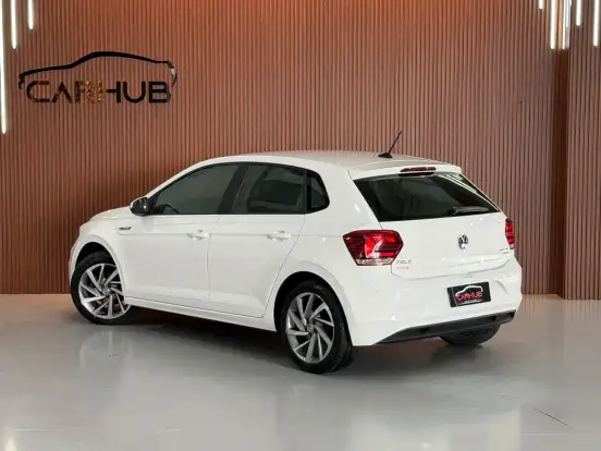 VOLKSWAGEN-POLO-2018