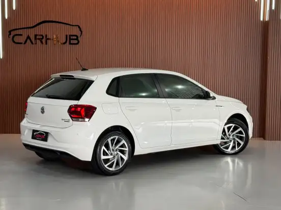 VOLKSWAGEN-POLO-2018