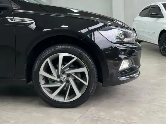 VOLKSWAGEN-POLO-1.0 200 TSI HIGHLINE AUTOMÁTICO VOLKSWAGEN-POLO-2019