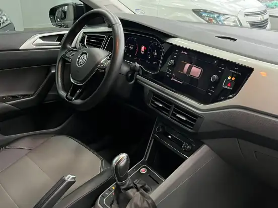 VOLKSWAGEN-POLO-1.0 200 TSI HIGHLINE AUTOMÁTICO VOLKSWAGEN-POLO-2019