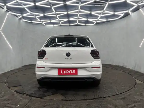 VOLKSWAGEN-POLO-2024