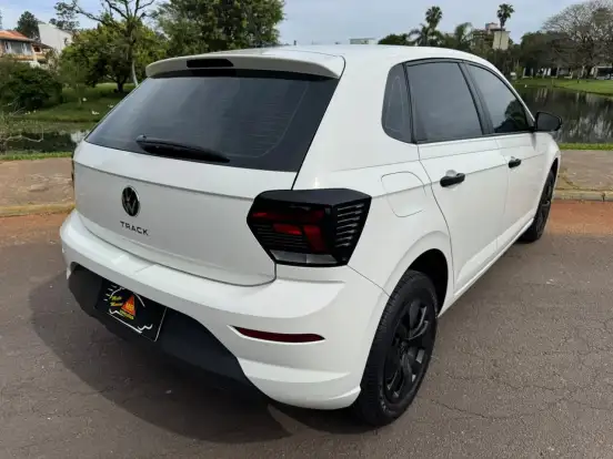 VOLKSWAGEN-POLO-2024