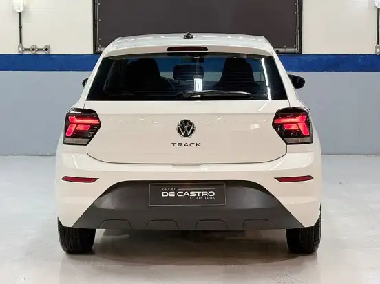 VOLKSWAGEN-POLO-2024