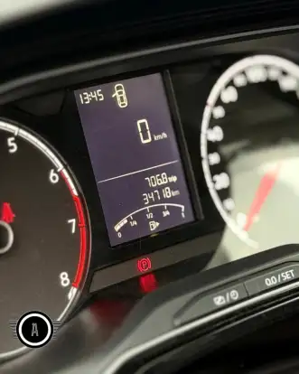 VOLKSWAGEN-POLO-2025