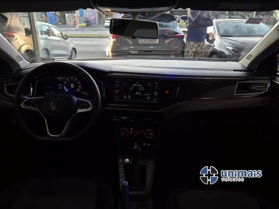 VOLKSWAGEN-POLO-2024
