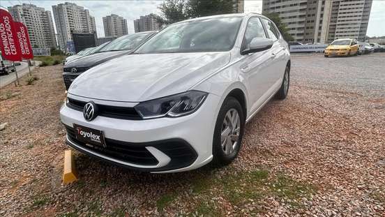 VOLKSWAGEN-POLO-2024