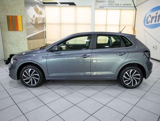 VOLKSWAGEN-POLO-1.0 170 TSI HIGHLINE AUTOMÁTICO VOLKSWAGEN-POLO-2025