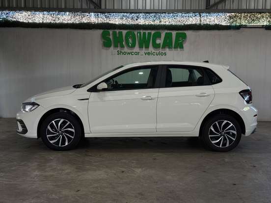 VOLKSWAGEN-POLO-2025