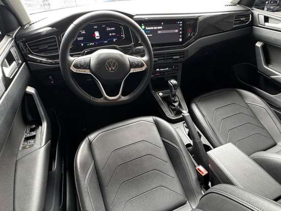 VOLKSWAGEN-POLO-2025