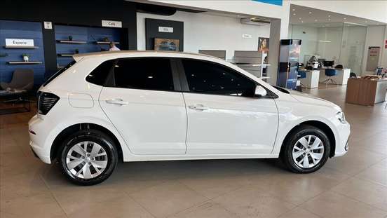 VOLKSWAGEN-POLO-2024