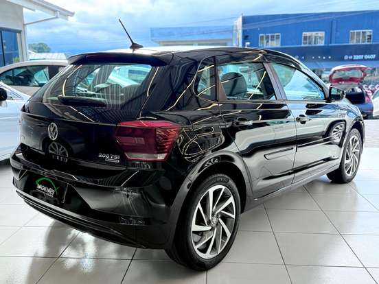 VOLKSWAGEN-POLO-1.0 200 TSI HIGHLINE AUTOMÁTICO VOLKSWAGEN-POLO-2018