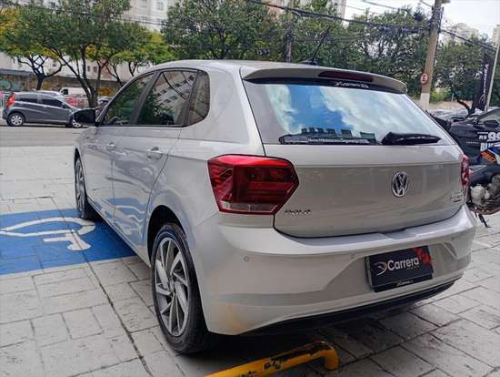 VOLKSWAGEN-POLO-2018