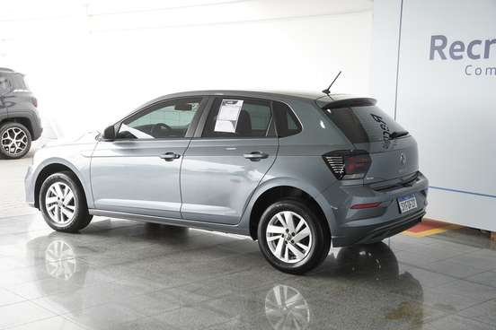 VOLKSWAGEN-POLO-2023