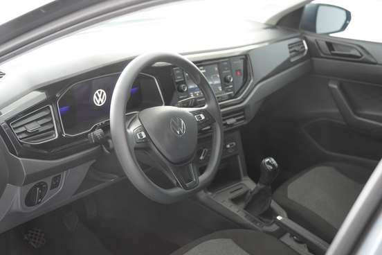 VOLKSWAGEN-POLO-2023