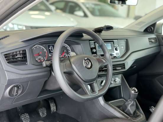 VOLKSWAGEN-POLO-1.0 MPI TOTAL FLEX MANUAL VOLKSWAGEN-POLO-2020