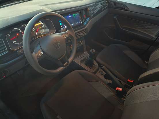 VOLKSWAGEN-POLO-2025