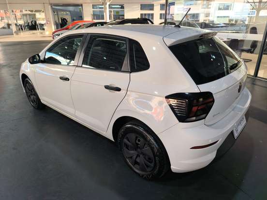 VOLKSWAGEN-POLO-2023