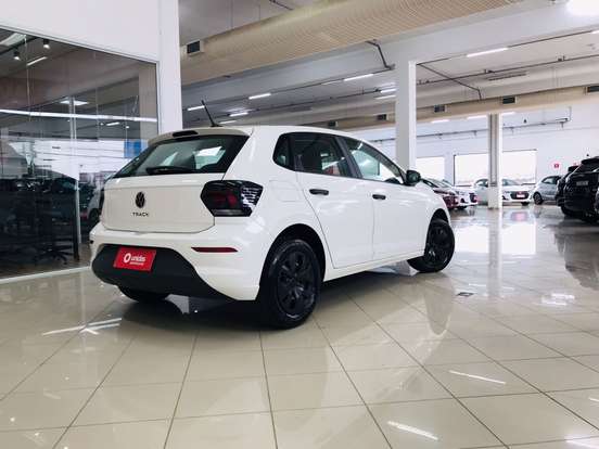 VOLKSWAGEN-POLO-2024